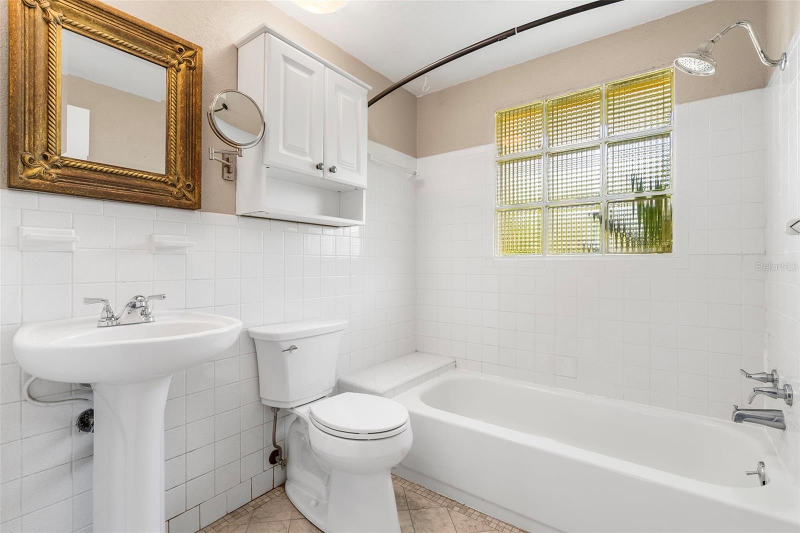 POMS PARK 3 - Residential