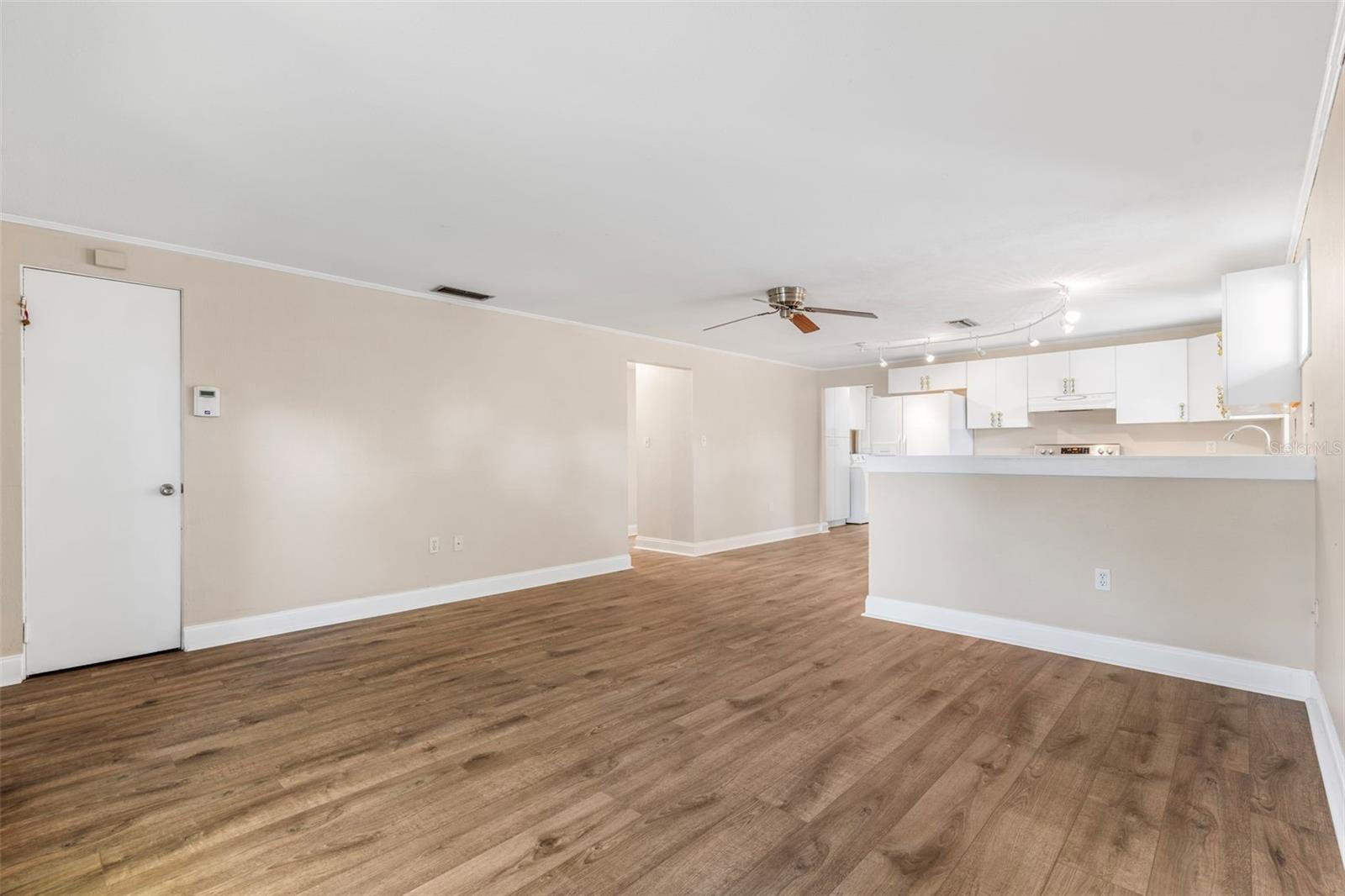 POMS PARK 3 - Residential