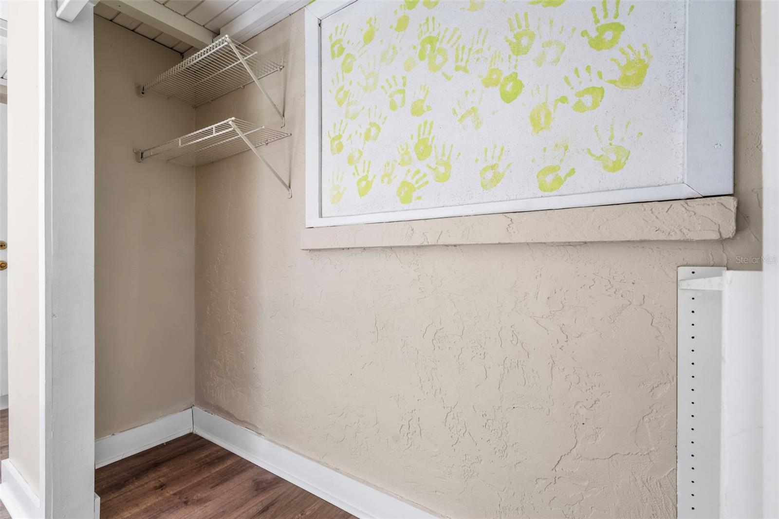 POMS PARK 3 - Residential