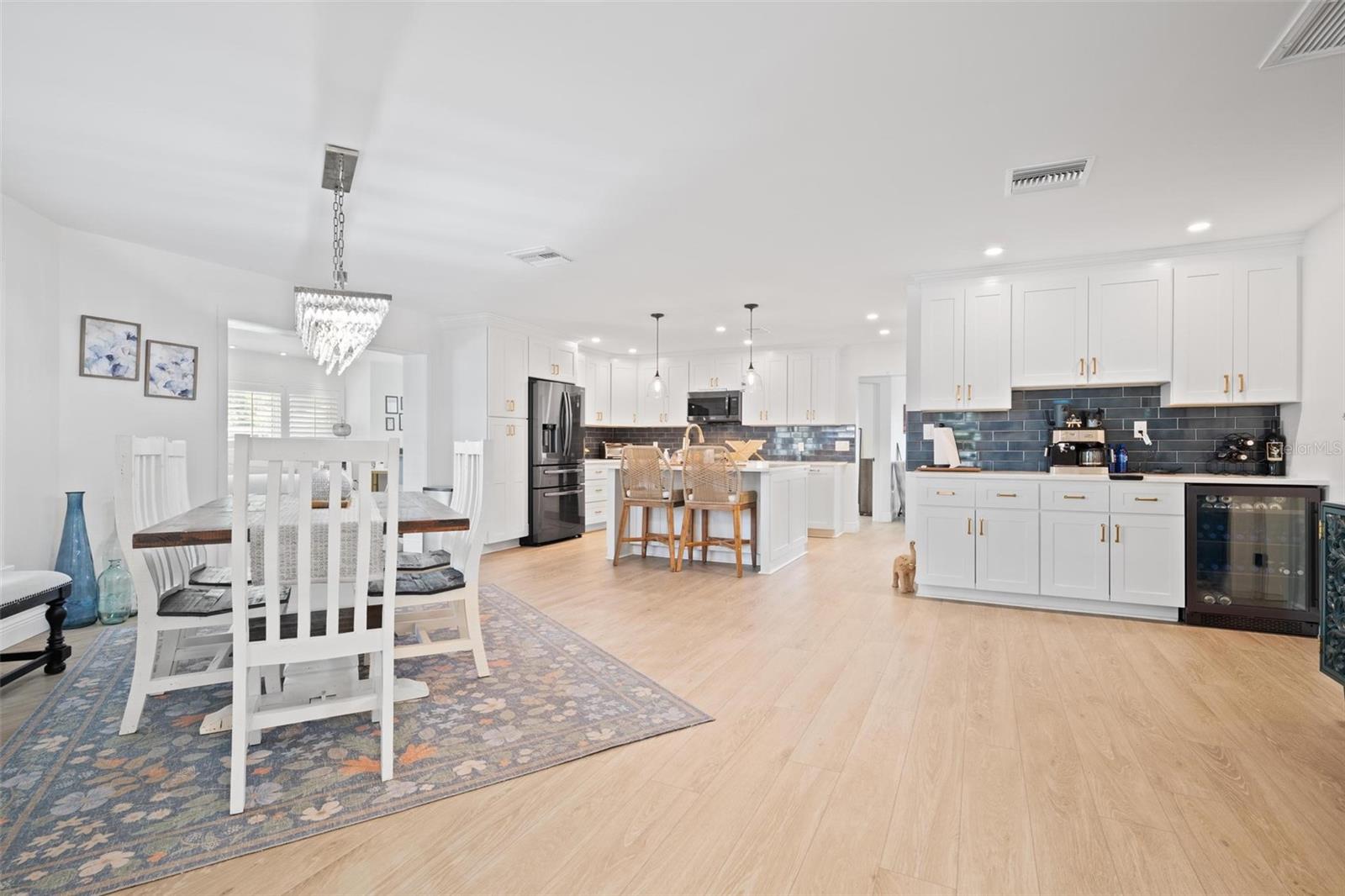 203 S SPRING BOULEVARD