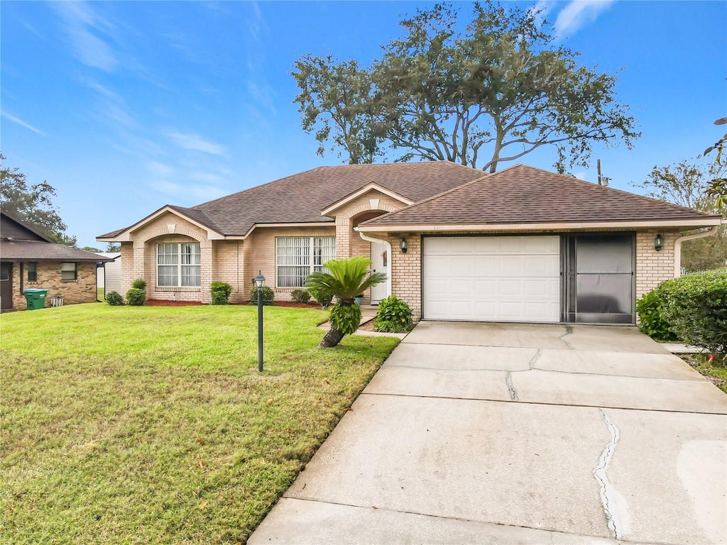 Photo of 1912 Vienna Avenue, Deltona, FL 32725 (MLS # V4952008)