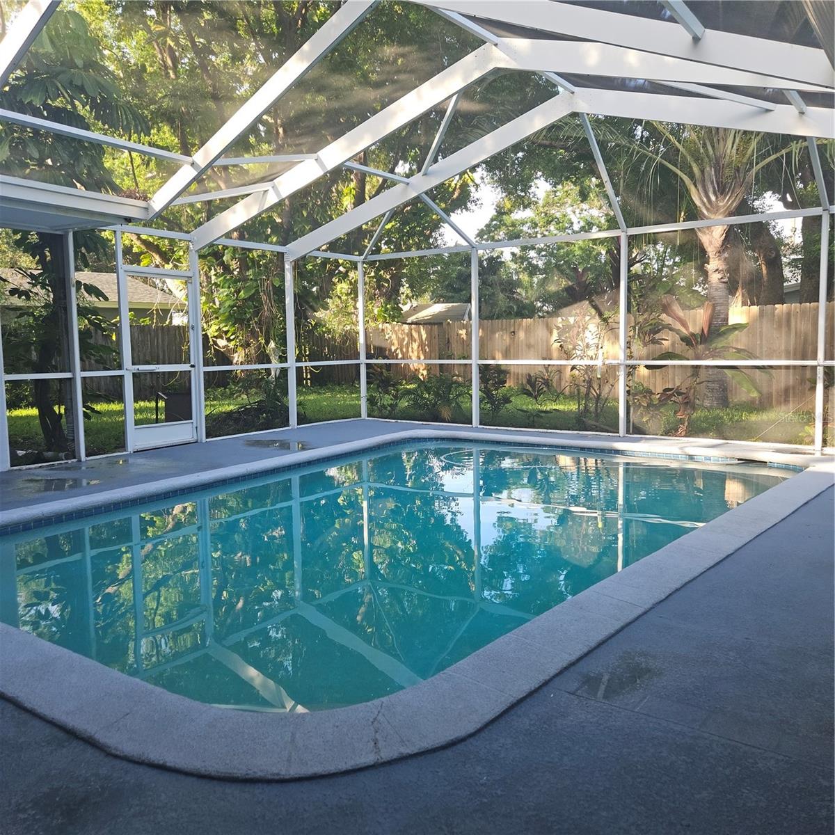 OLDSMAR COUNTRY CLUB ESTATES SEC 1 REP - Residential