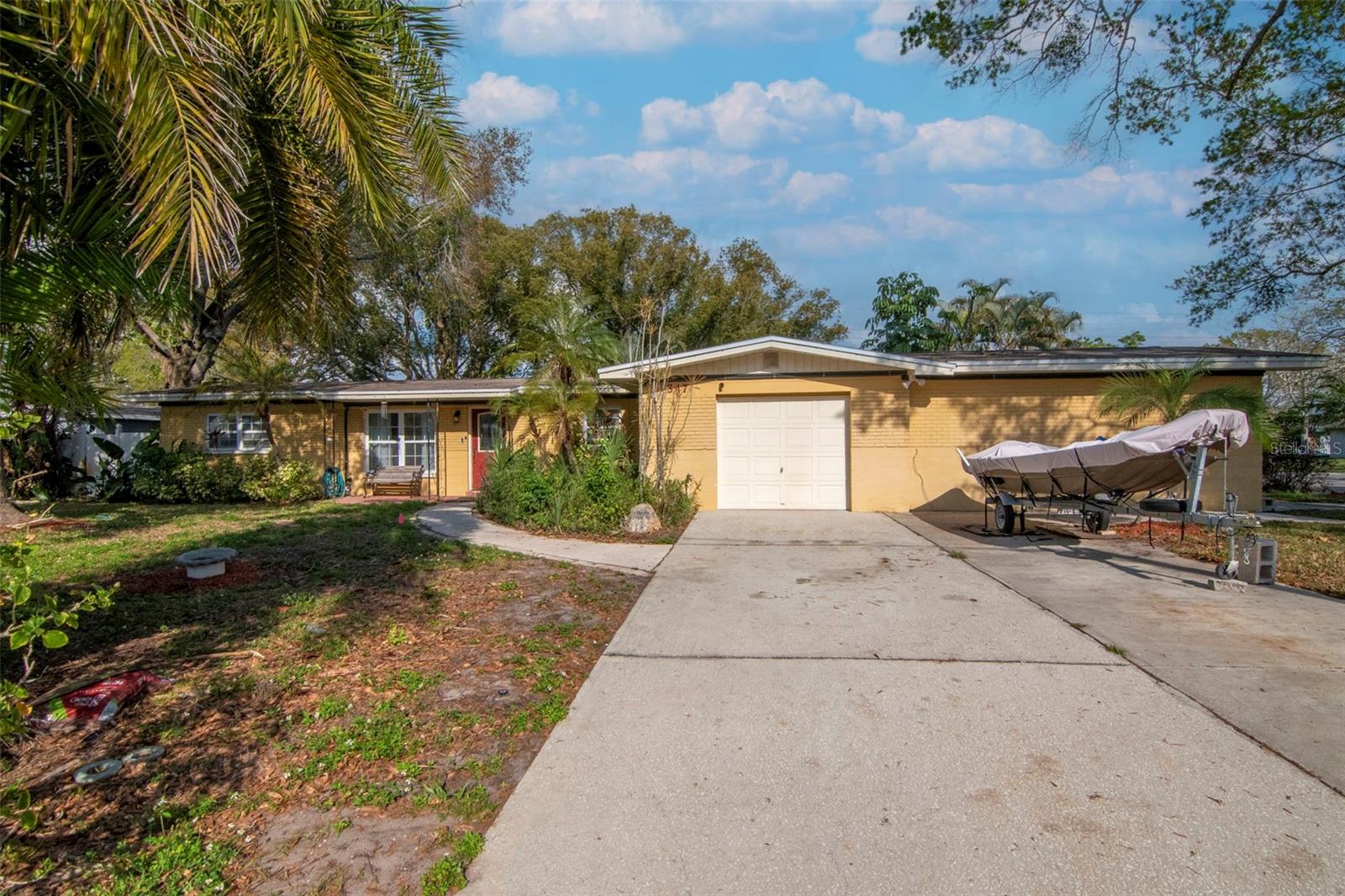 347 COUNTRY CLUB DRIVE