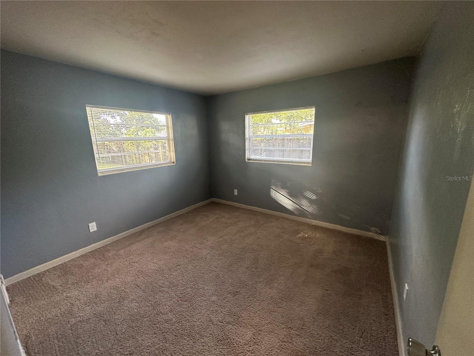 ALBERT LEE RIDGE FIRST ADD - Residential Lease