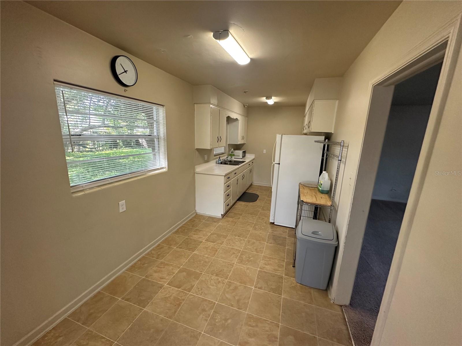 ALBERT LEE RIDGE FIRST ADD - Residential Lease