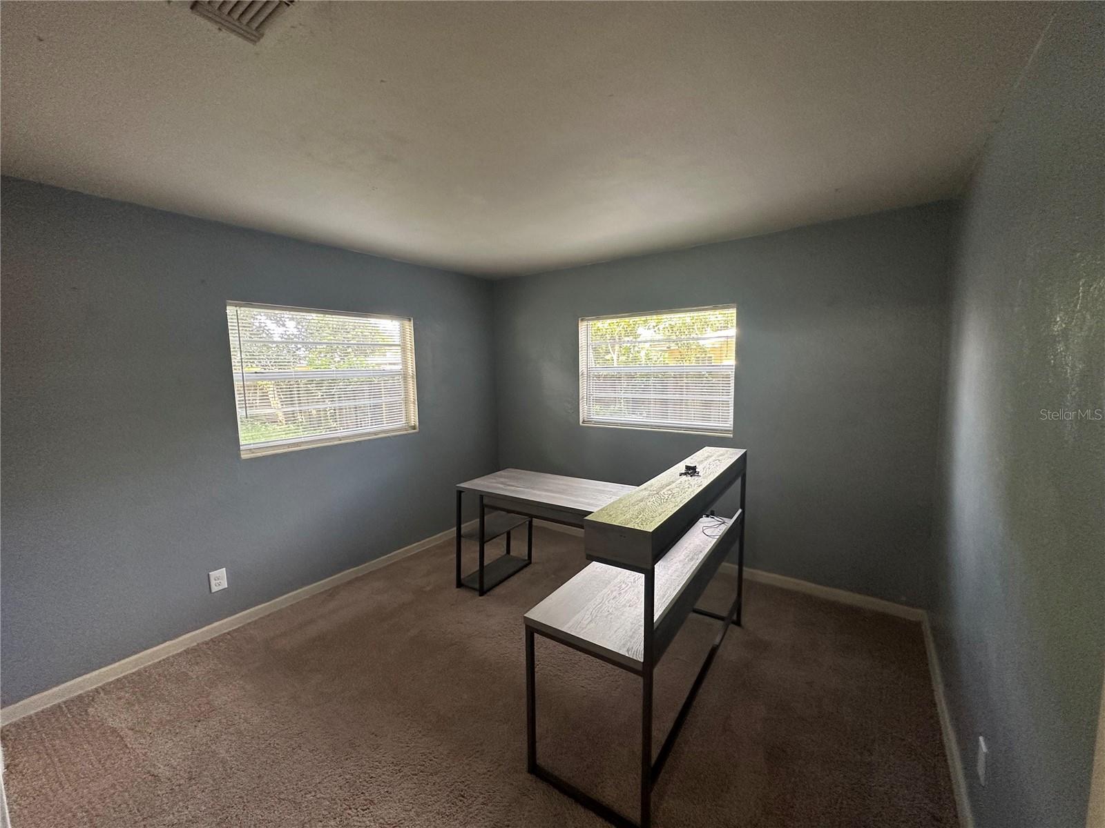 ALBERT LEE RIDGE FIRST ADD - Residential Lease