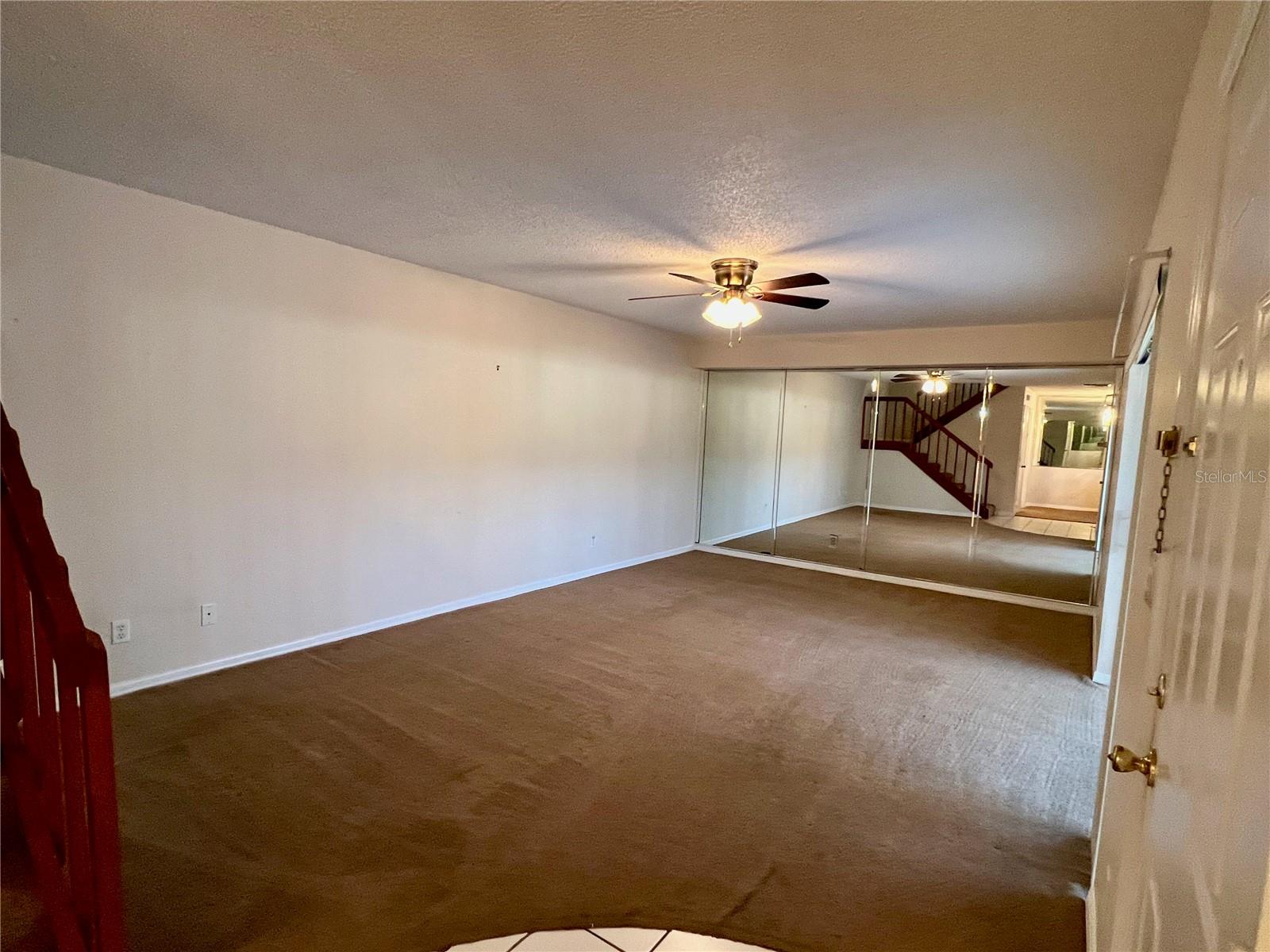 LEESBURG ROYAL OAK ESTATES SUB - Residential Lease