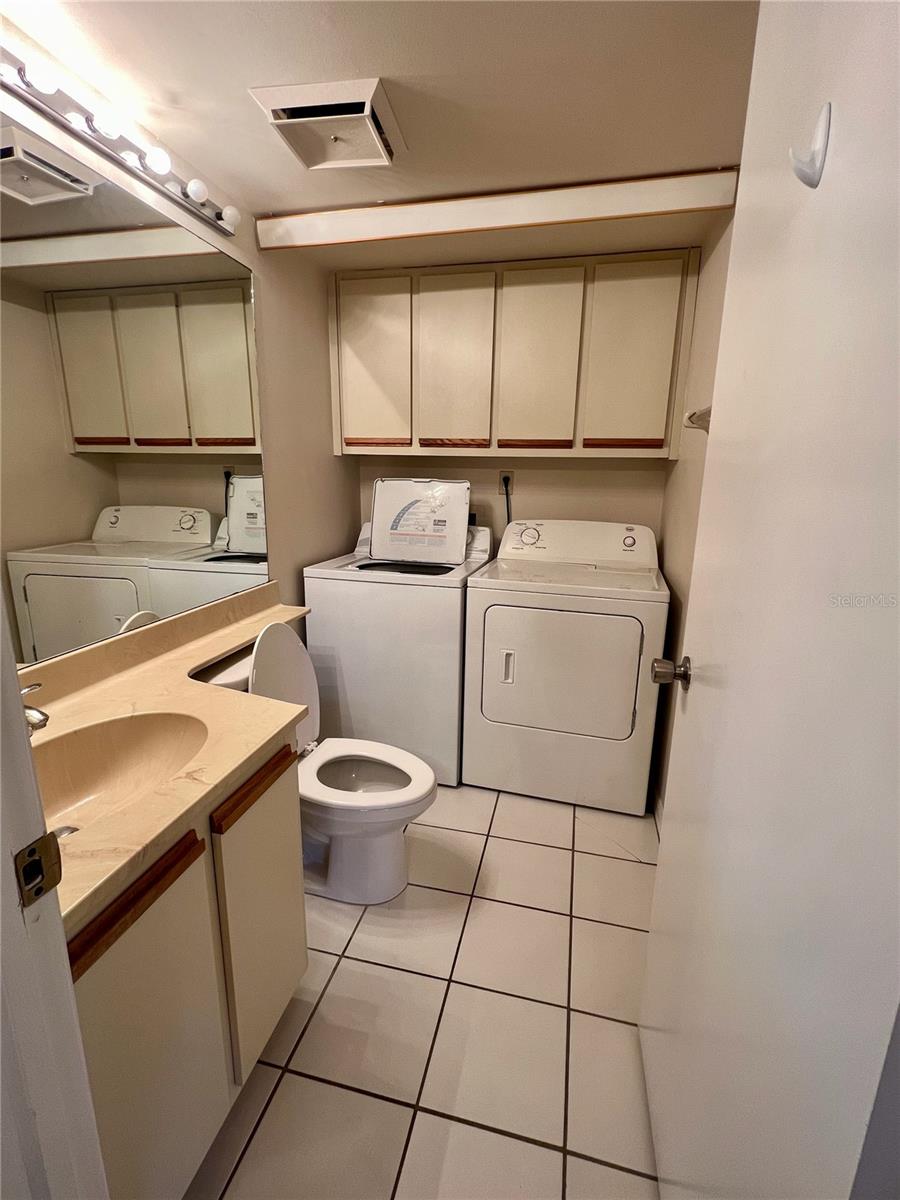 LEESBURG ROYAL OAK ESTATES SUB - Residential Lease