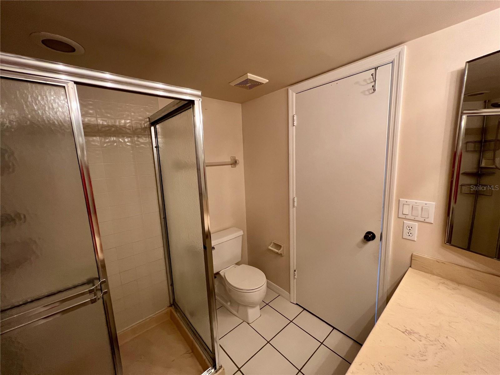 LEESBURG ROYAL OAK ESTATES SUB - Residential Lease