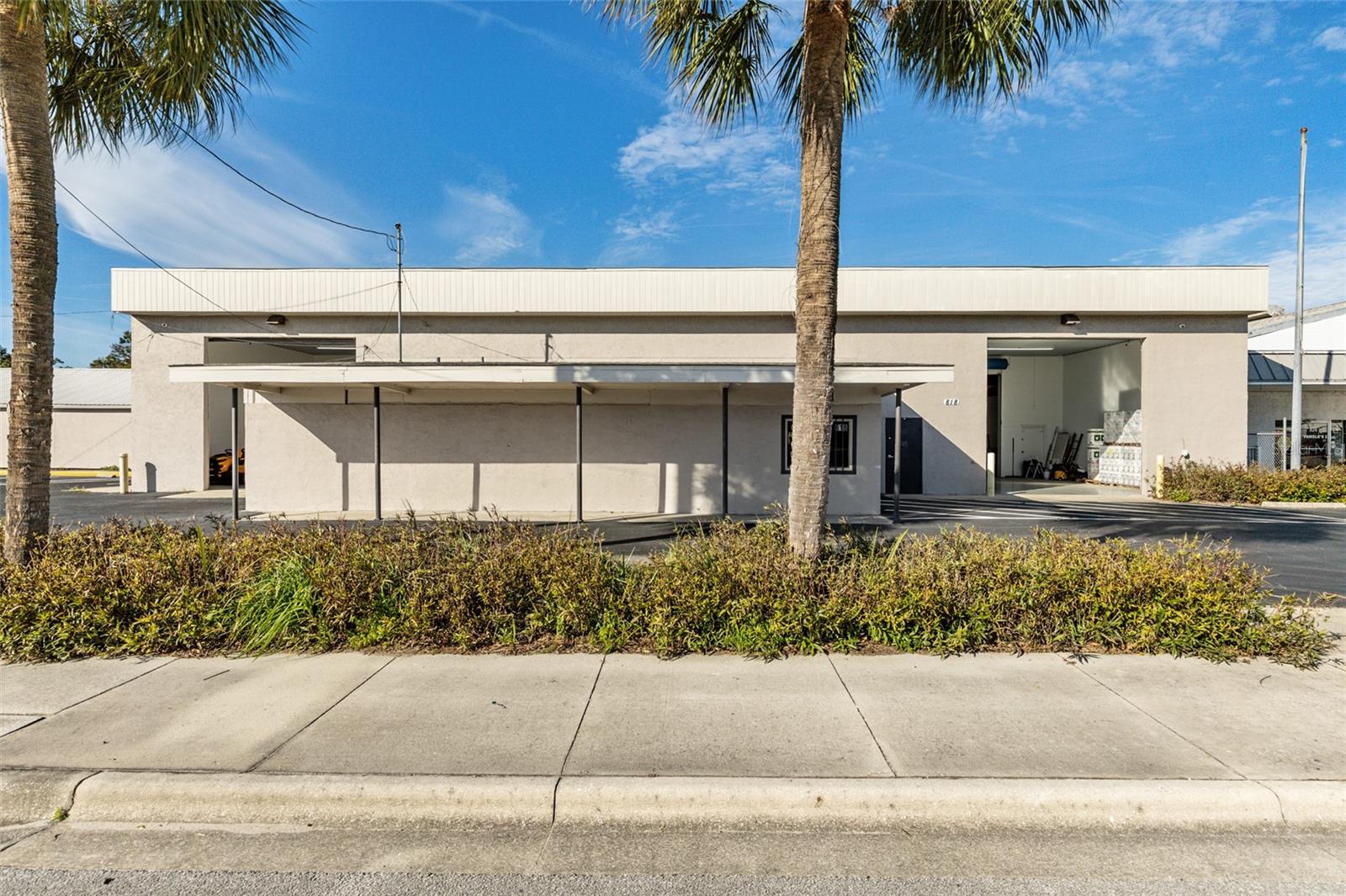 818 NORTH MAGNOLIA AVE