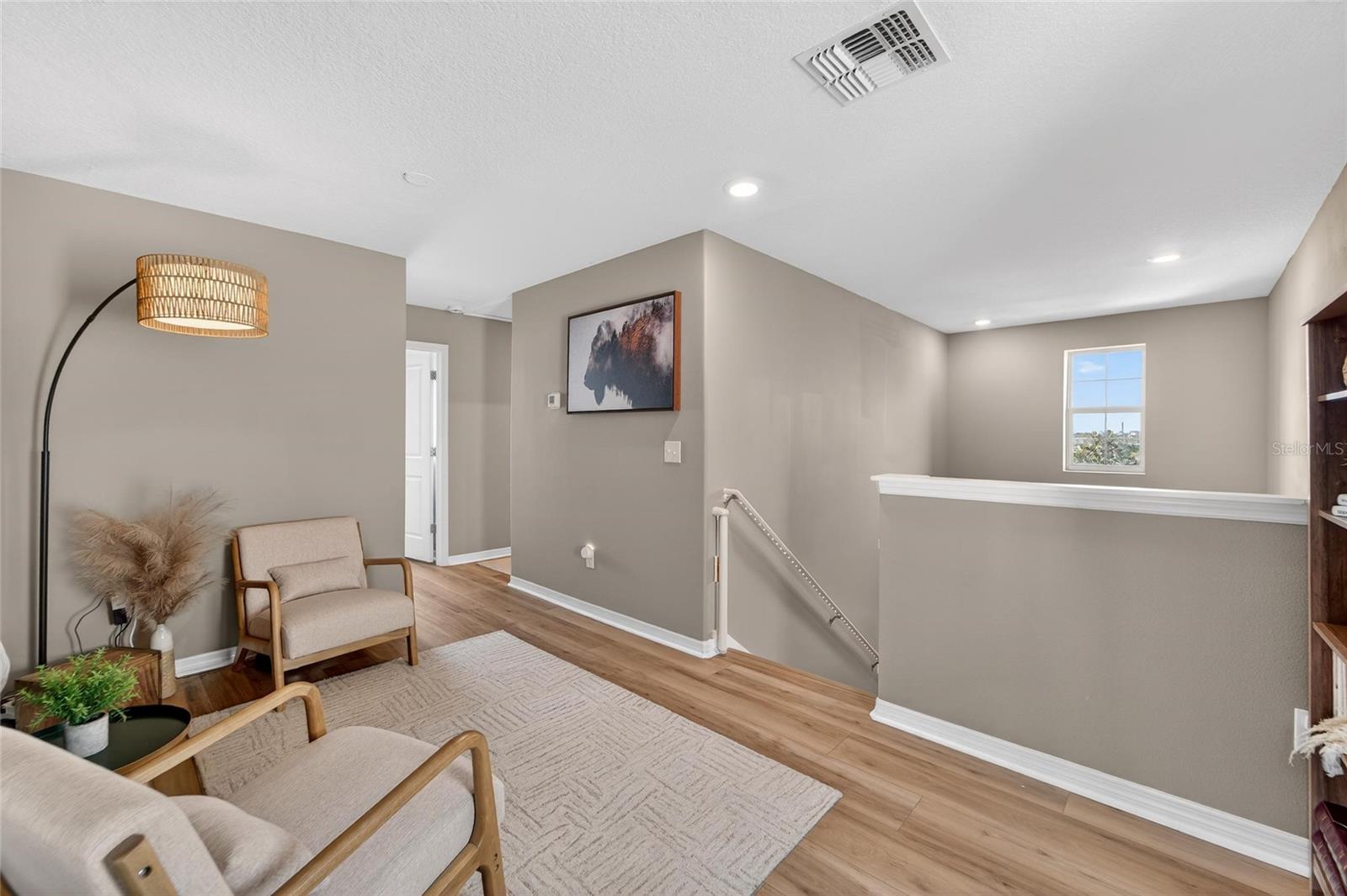 BELMONT SOUTH PH 2D & PASEO AL - Residential