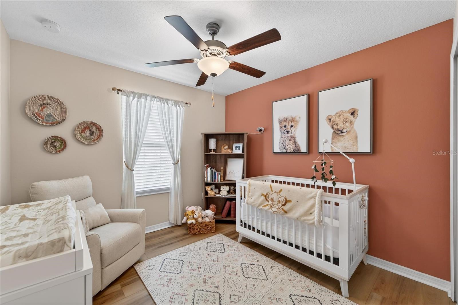 BELMONT SOUTH PH 2D & PASEO AL - Residential