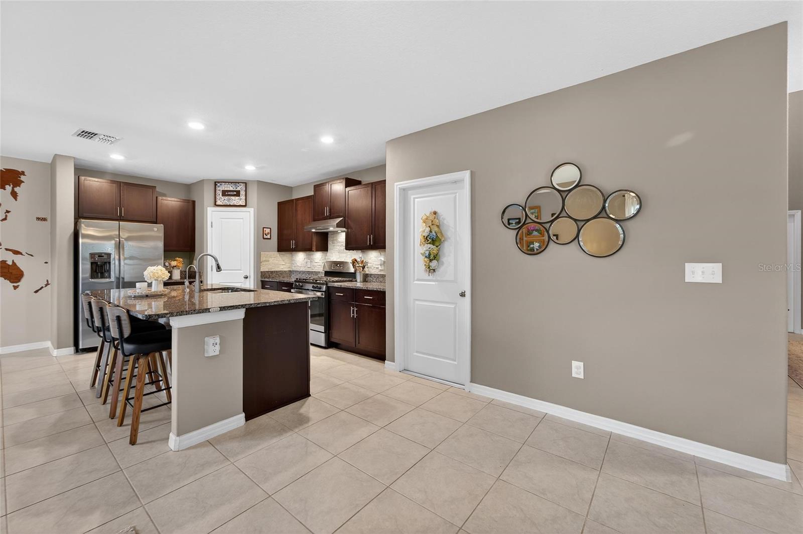 BELMONT SOUTH PH 2D & PASEO AL - Residential