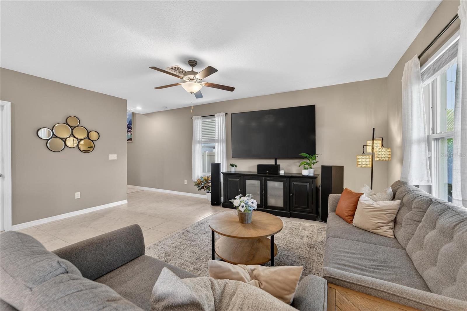 BELMONT SOUTH PH 2D & PASEO AL - Residential