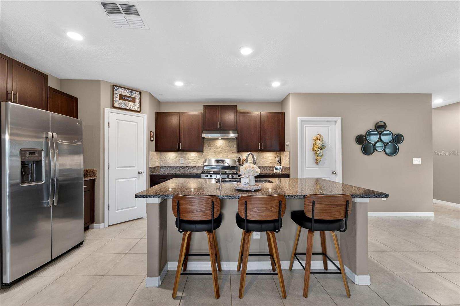 BELMONT SOUTH PH 2D & PASEO AL - Residential