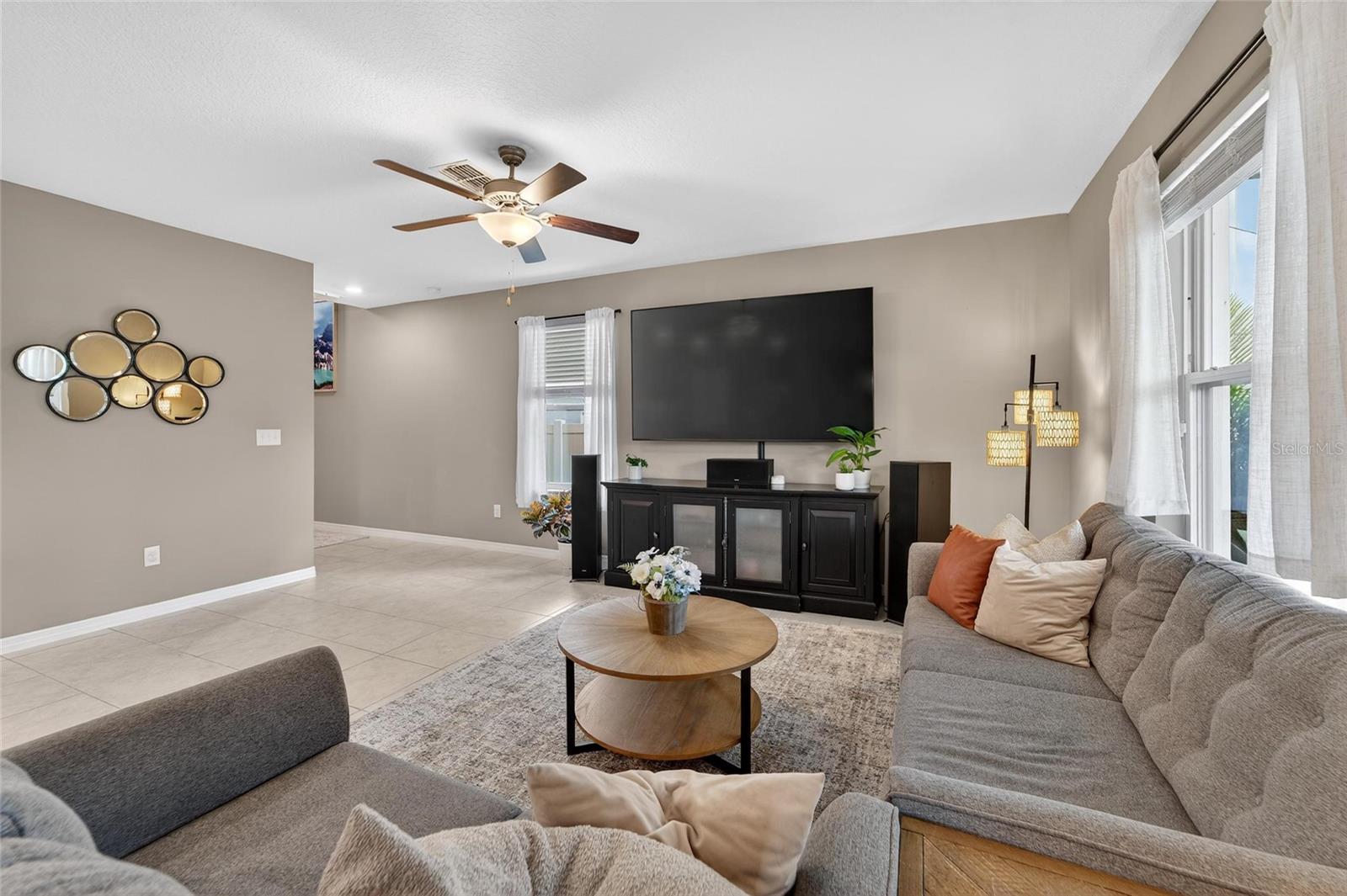 BELMONT SOUTH PH 2D & PASEO AL - Residential