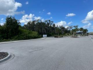 GRAND OAK PRESERVE FKA THE PONDS - Residential