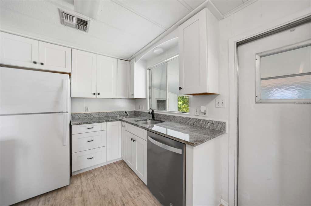 Photo of 195 S Fiji Circle, Englewood, FL 34223 (MLS # D6148105)