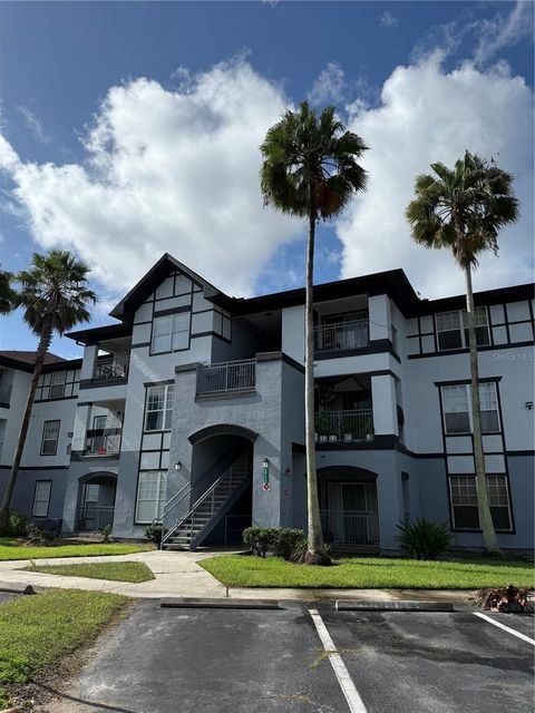 Photo of 3712 Castle Pines Lane #4137, Orlando, FL 32839 (MLS # S5131119)