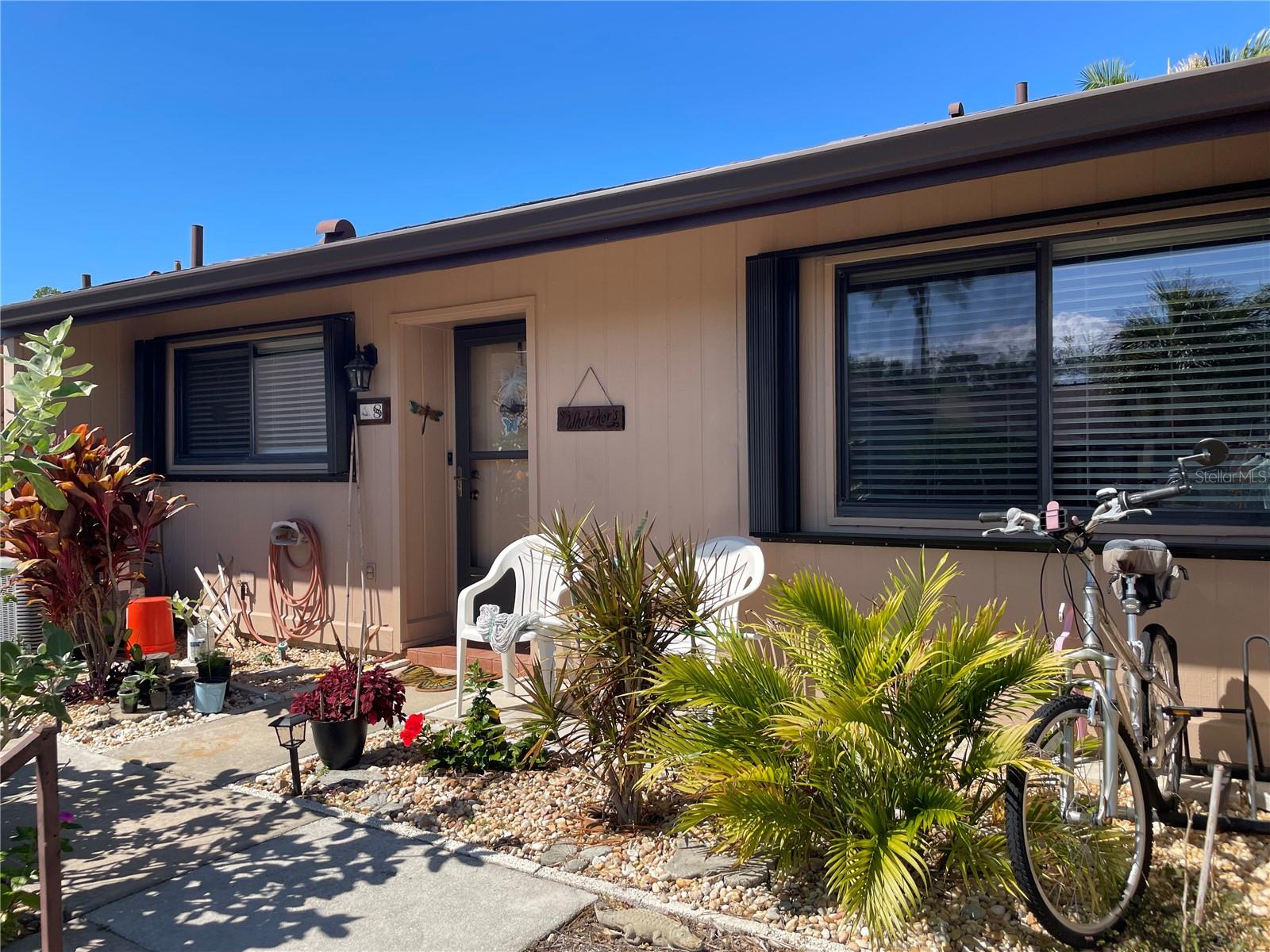 WHISPERING PINES CLUB - Residential