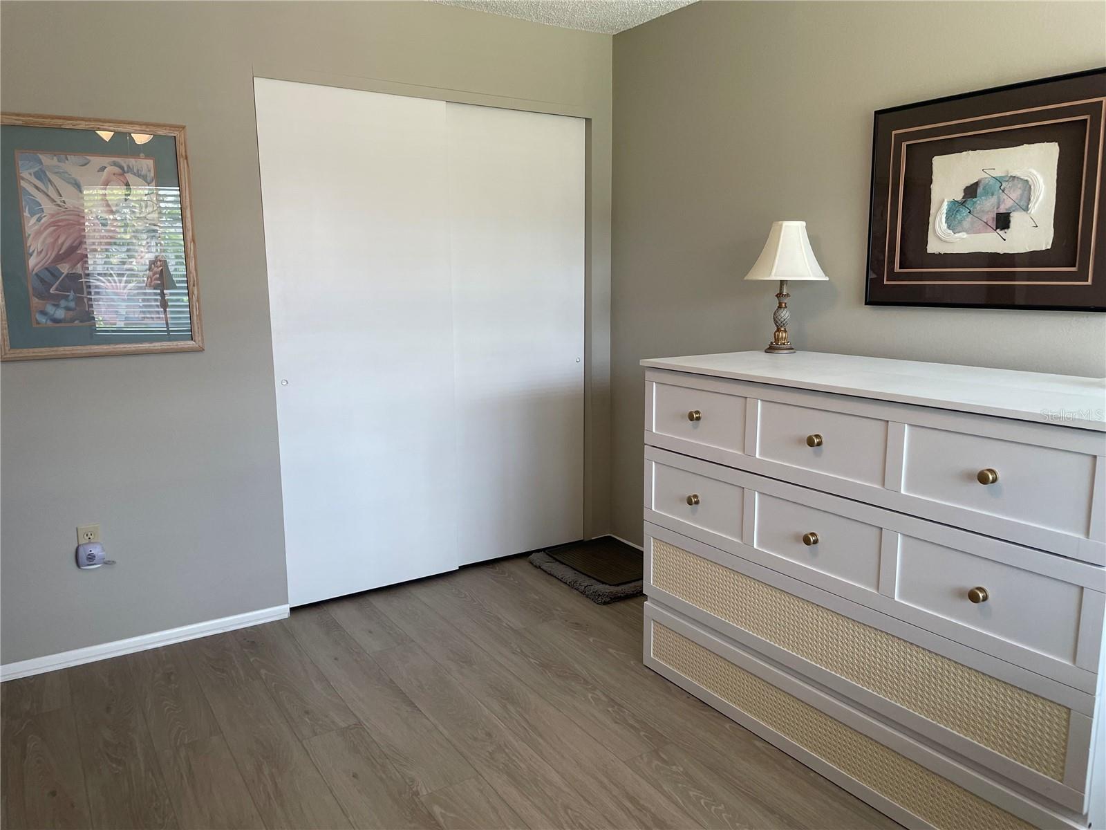 WHISPERING PINES CLUB - Residential