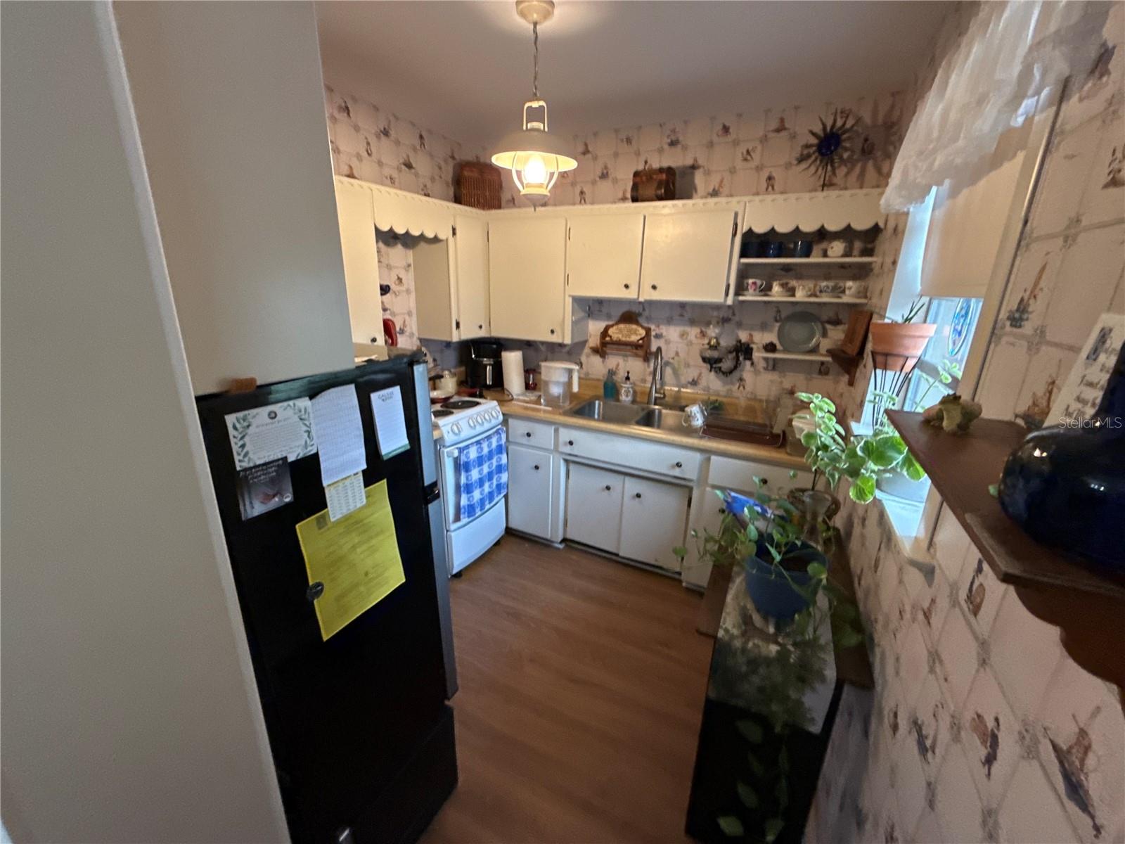 FLORIDA SHORES - Residential