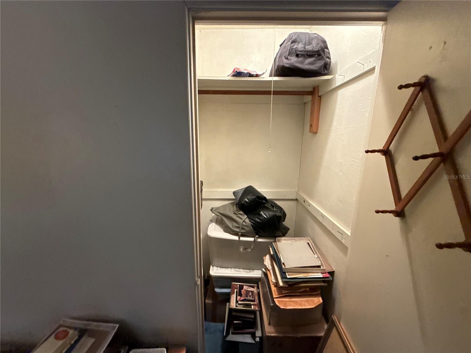 FLORIDA SHORES - Residential