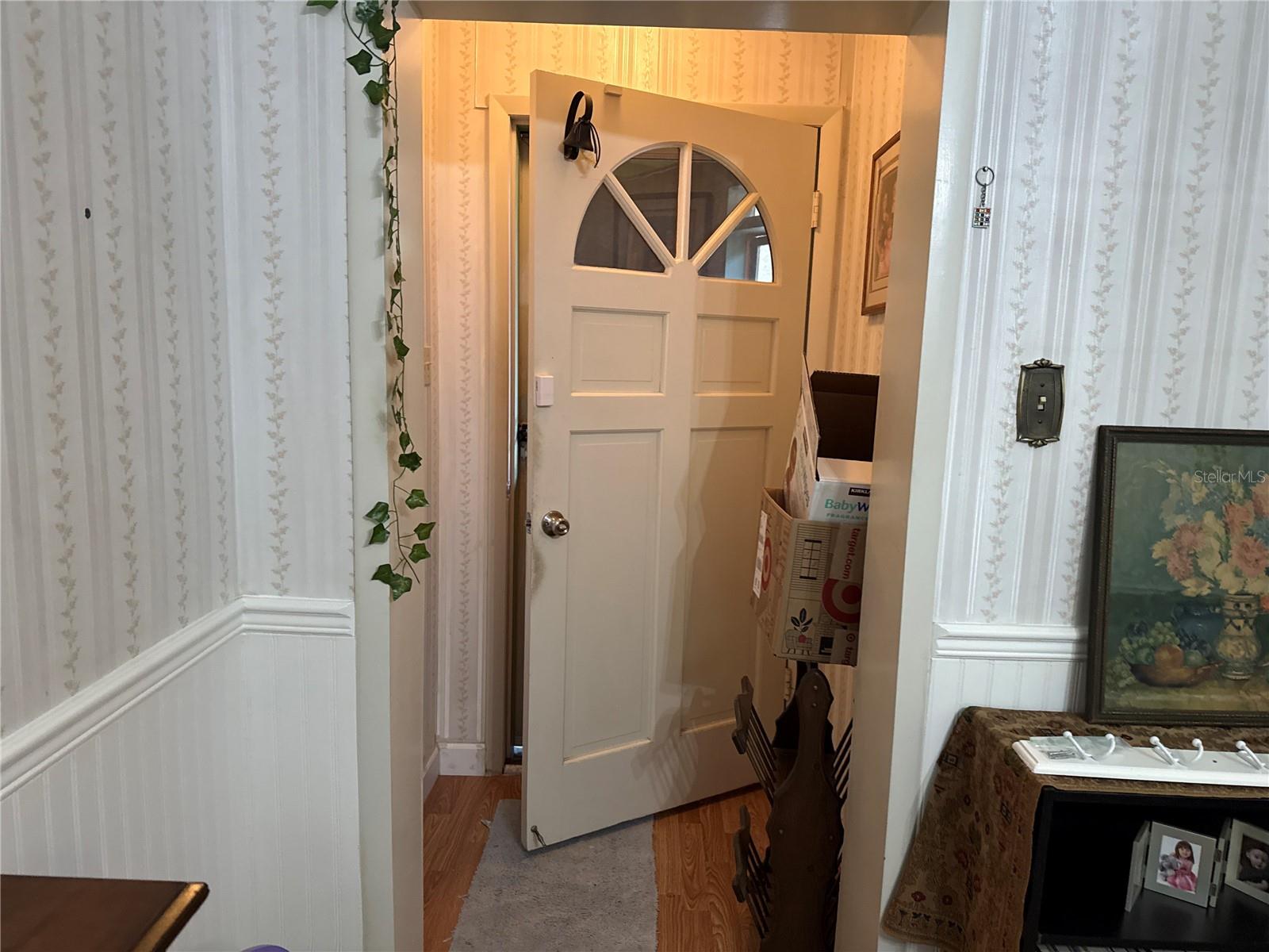 FLORIDA SHORES - Residential