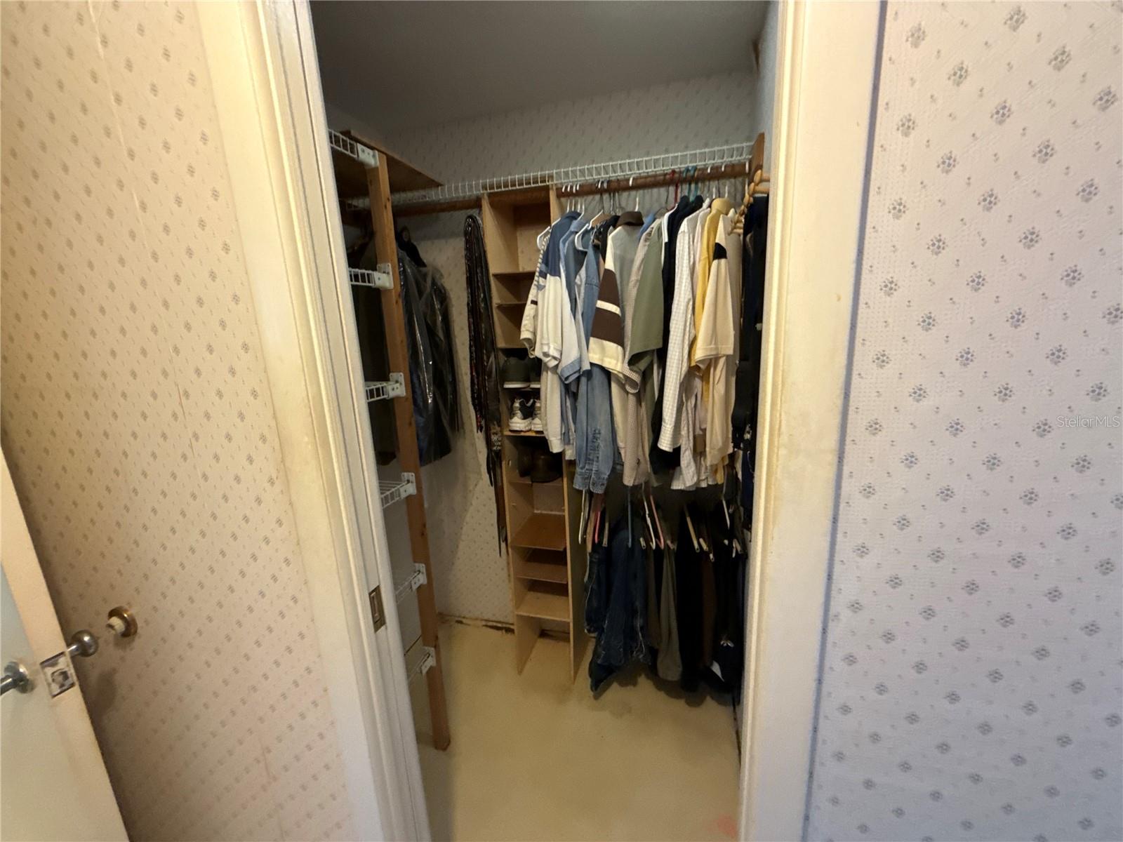 FLORIDA SHORES - Residential