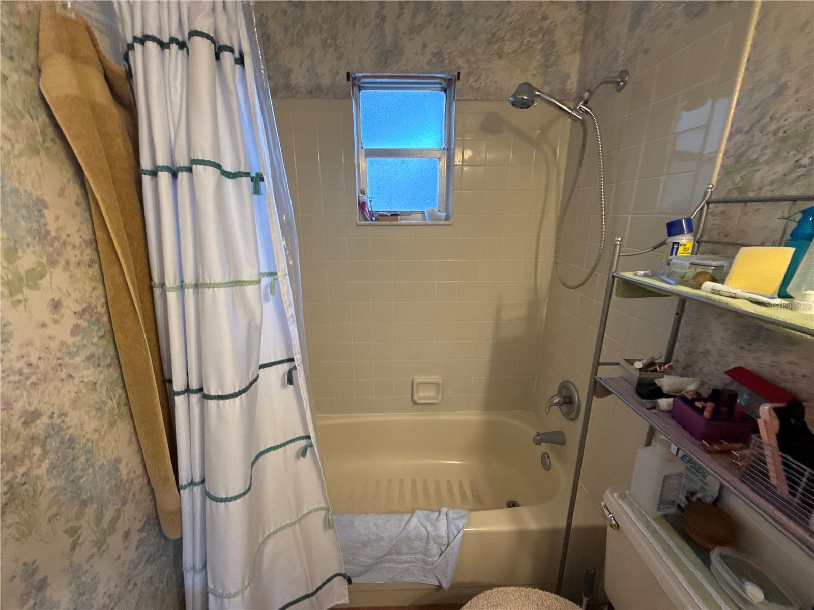 FLORIDA SHORES - Residential