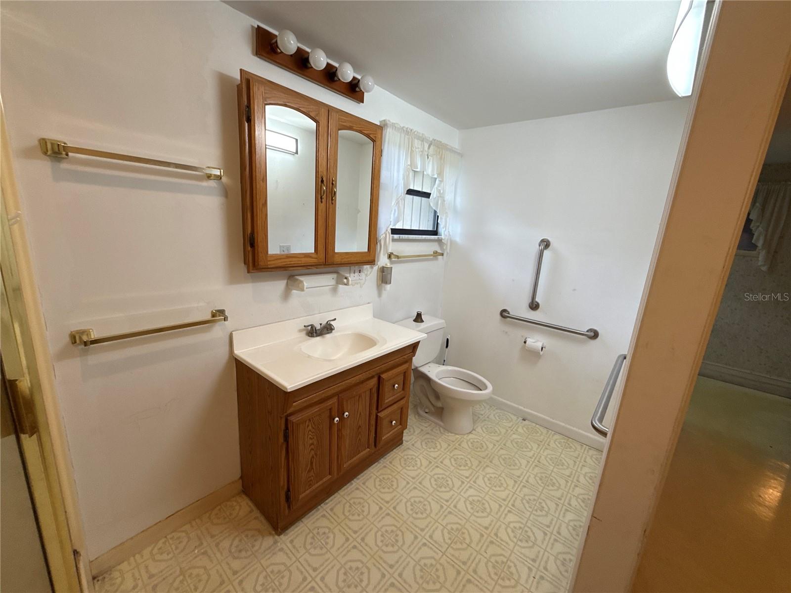 FLORIDA SHORES - Residential