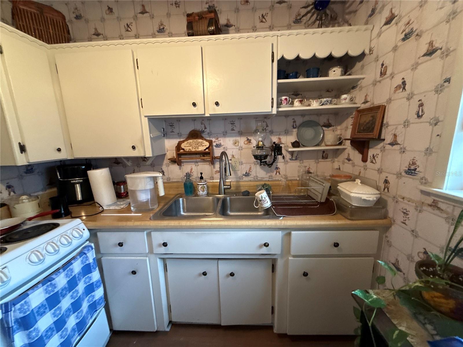 FLORIDA SHORES - Residential