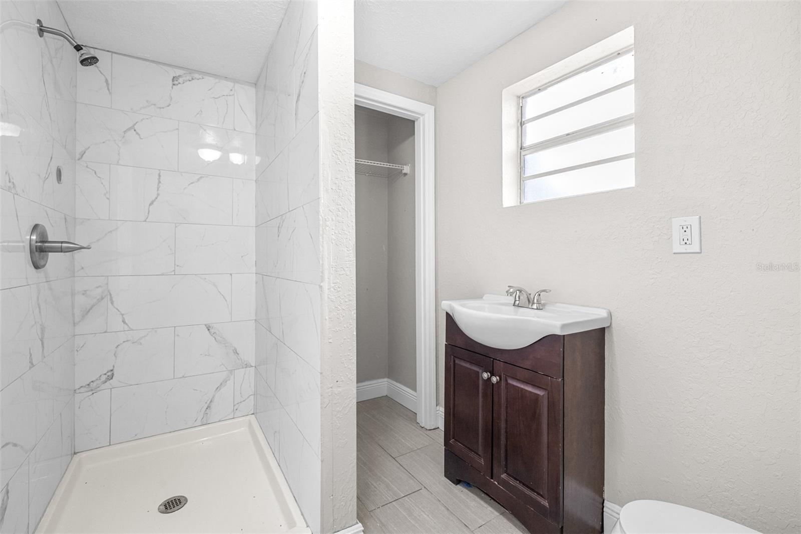 BROWNS ADD - Residential