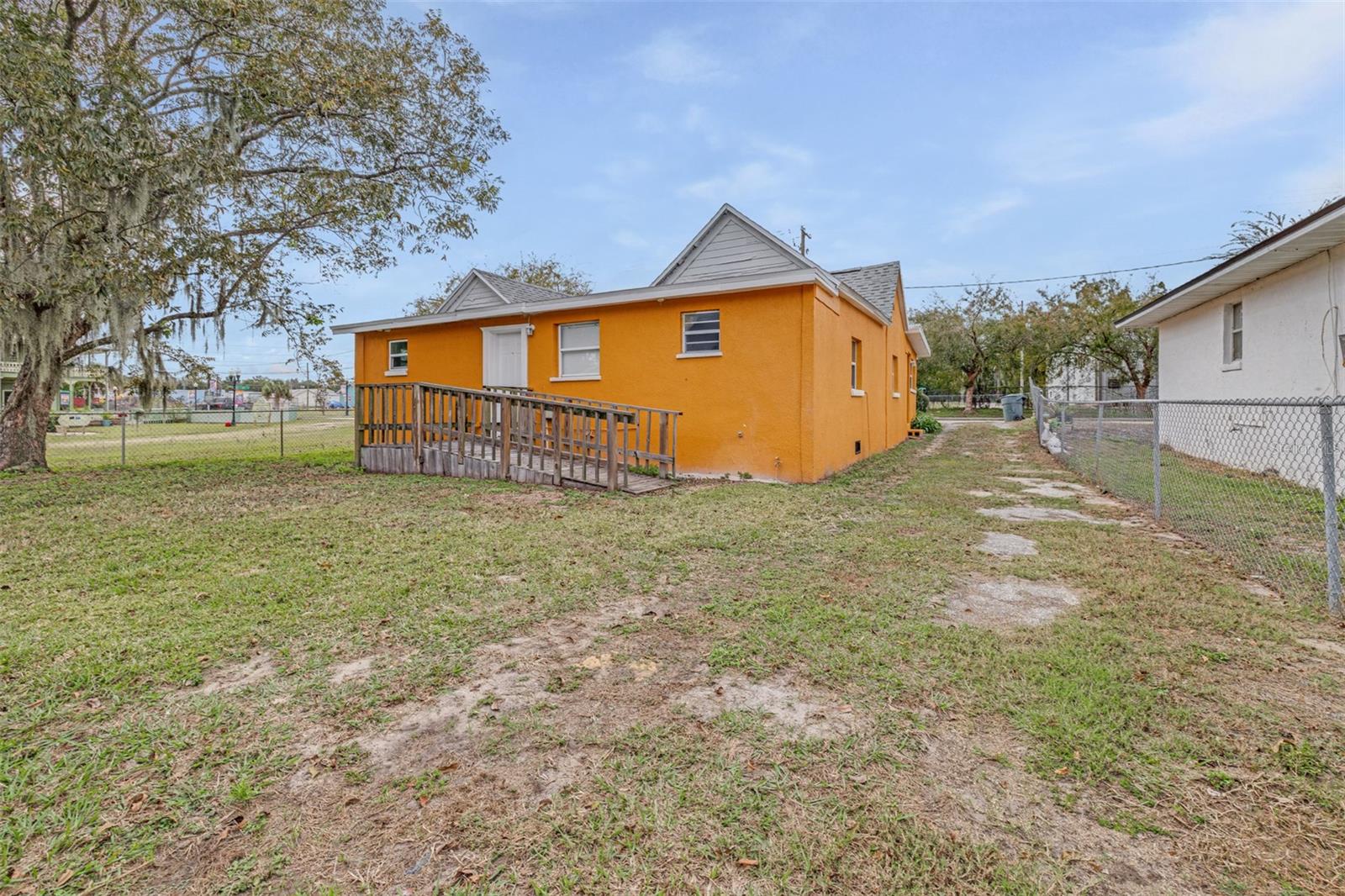 BROWNS ADD - Residential