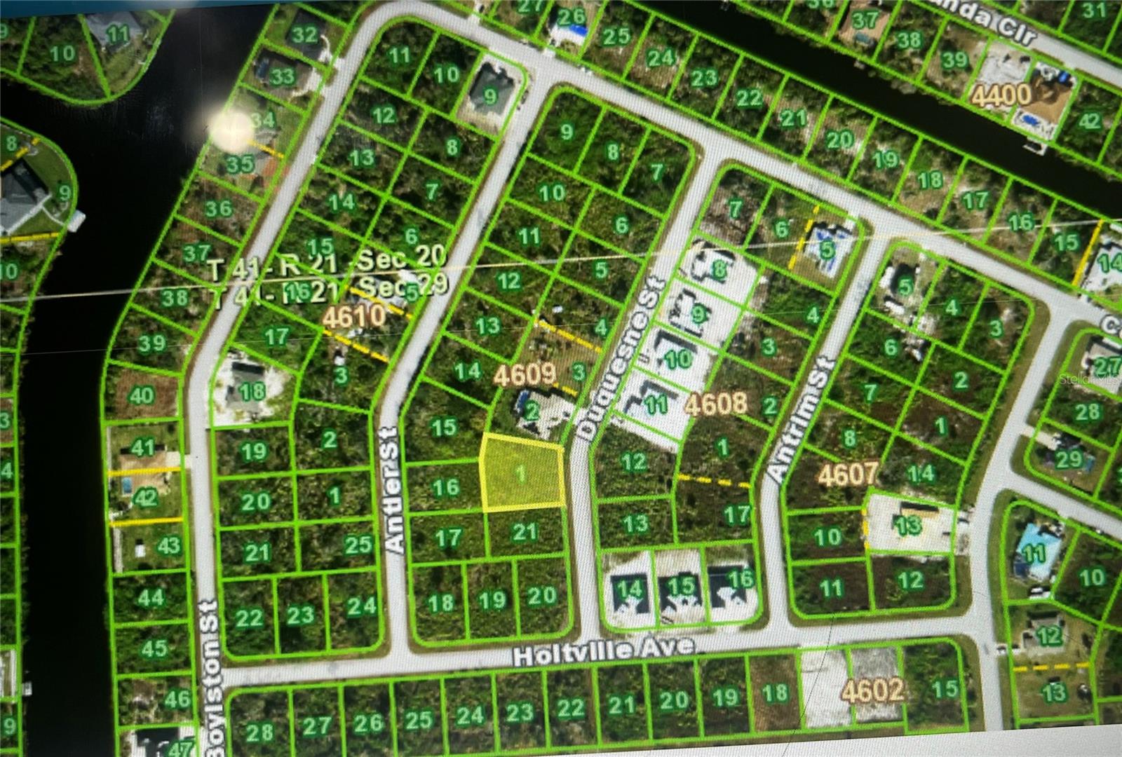 LOCATION, LOCATION, LOCATION! Build your dream home just 15 minutes from the world-renowned beaches of Gasparilla Island and Boca Grande. Located in a growing community with NO HOA or deed restrictions, this lot offers both freedom and convenience. Enjoy nearby attractions such as golf courses, marinas, shopping, and dining. Easy access to Placida, Rotonda West, and the charming town of Englewood. ***SELLER FINANCING IS AVAILABLE, making this an incredible opportunity to own land in one of Southwest Florida's most desirable up-and-coming areas. Don’t miss out!