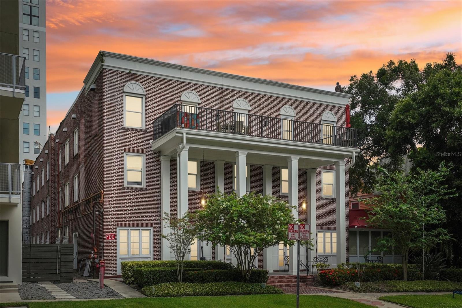MT VERNON CONDO - Residential