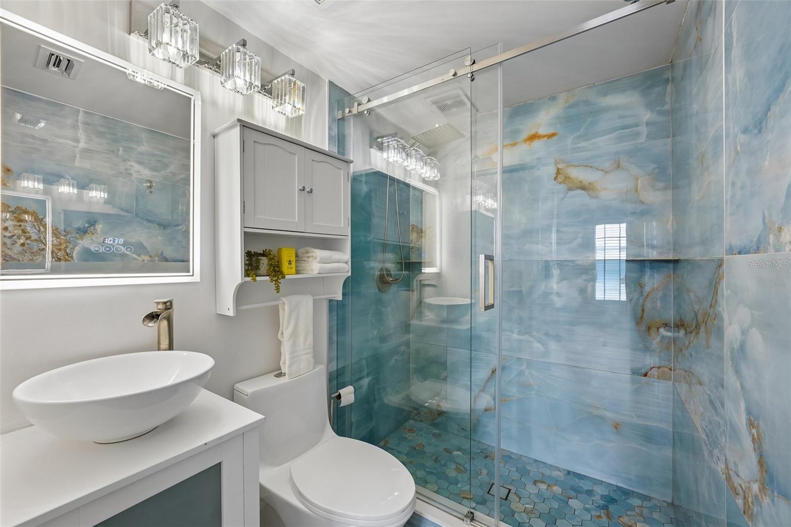 MT VERNON CONDO - Residential