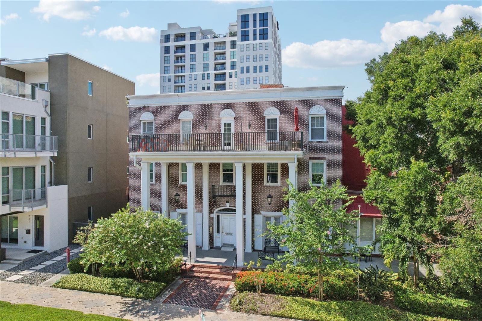 MT VERNON CONDO - Residential