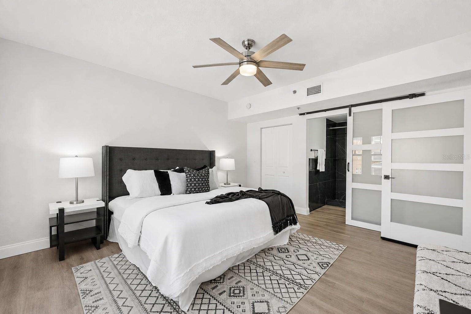 MT VERNON CONDO - Residential