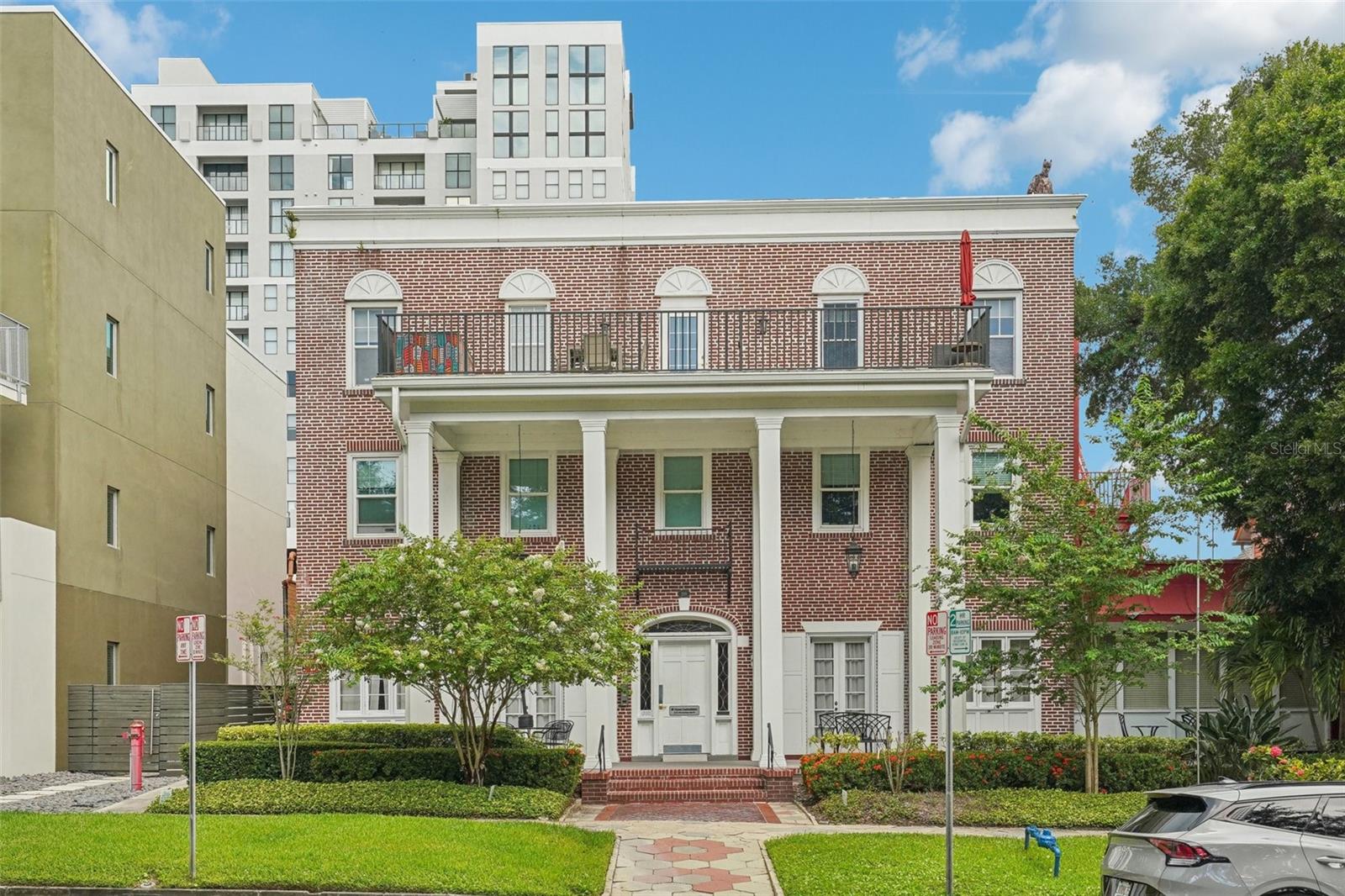 MT VERNON CONDO - Residential