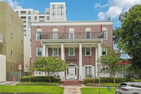 Photo of 219 4th Avenue N #201, St Petersburg, FL 33701 (MLS # TB8508722)