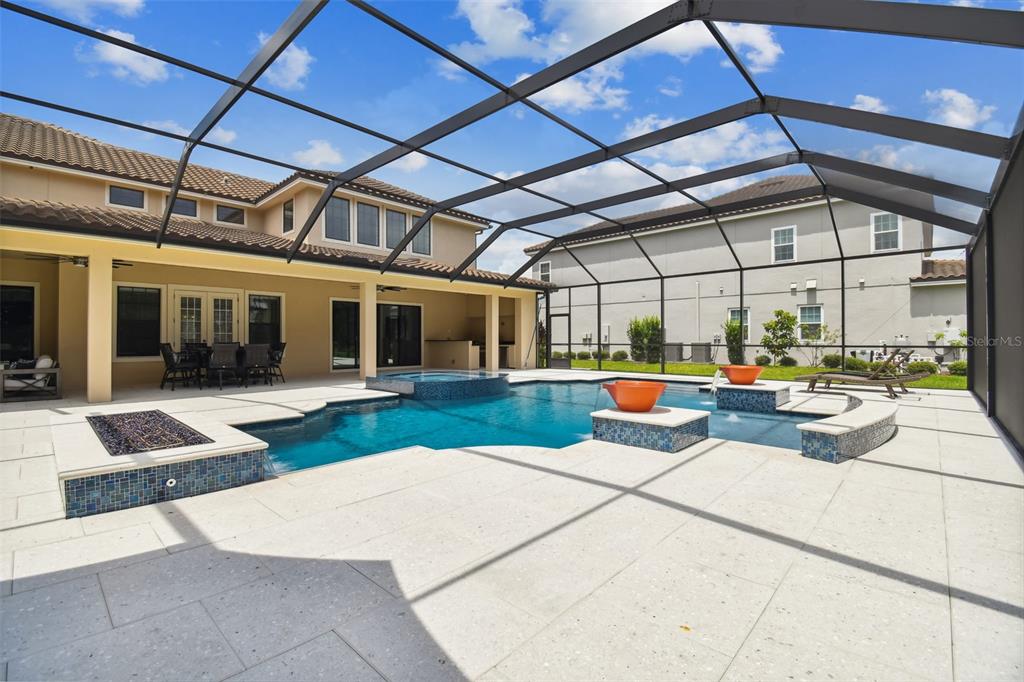 LADERA - Residential