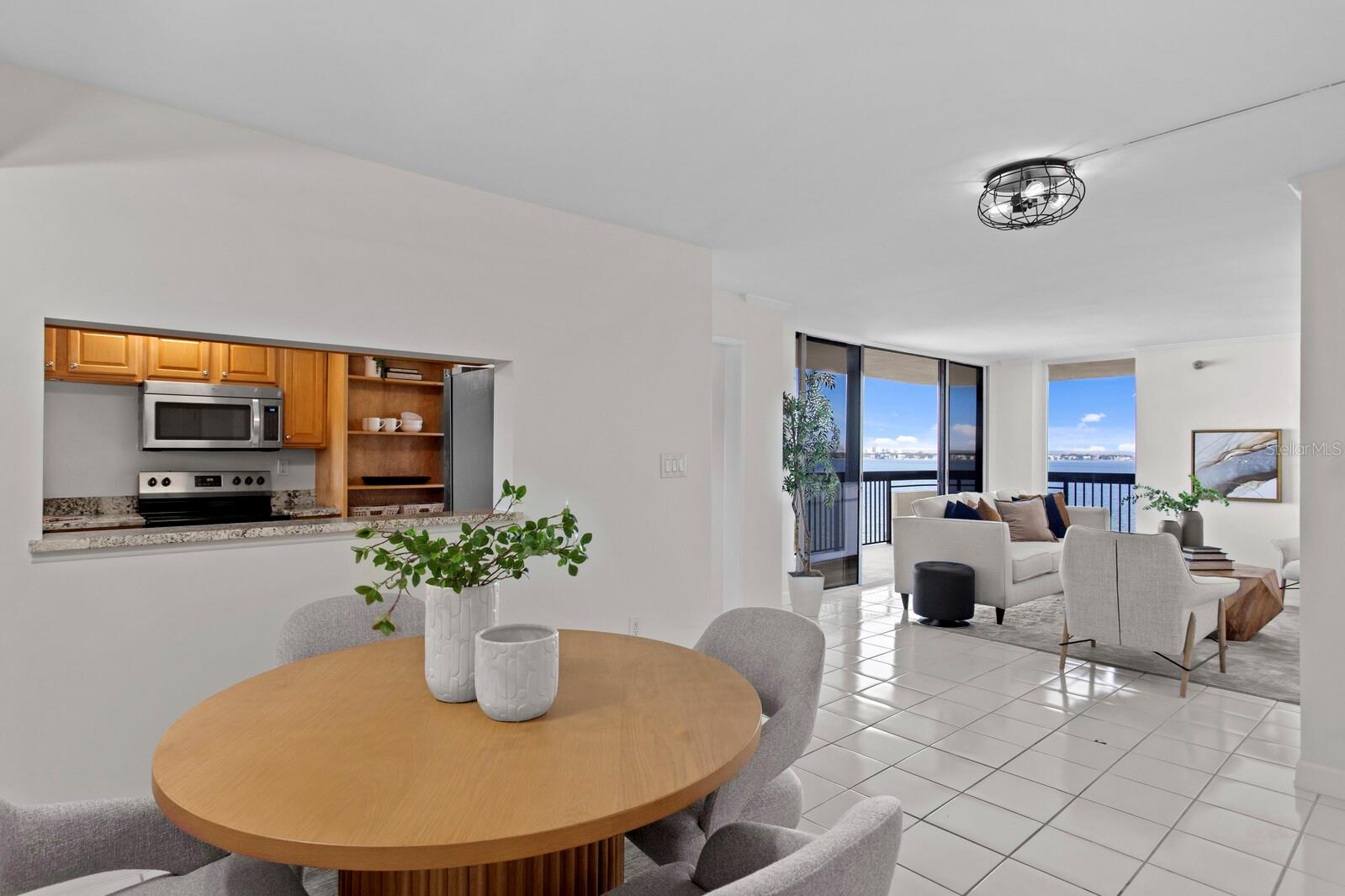 2413 BAYSHORE BOULEVARD 801