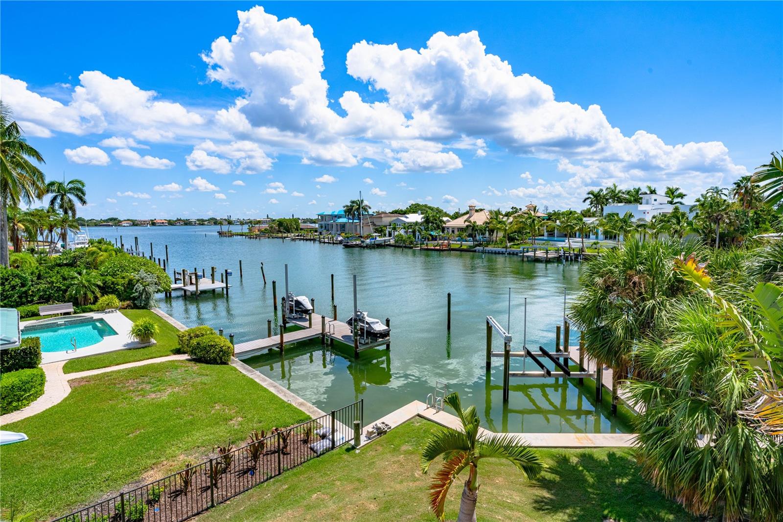 LIDO BEACH DIV B 3 - Residential