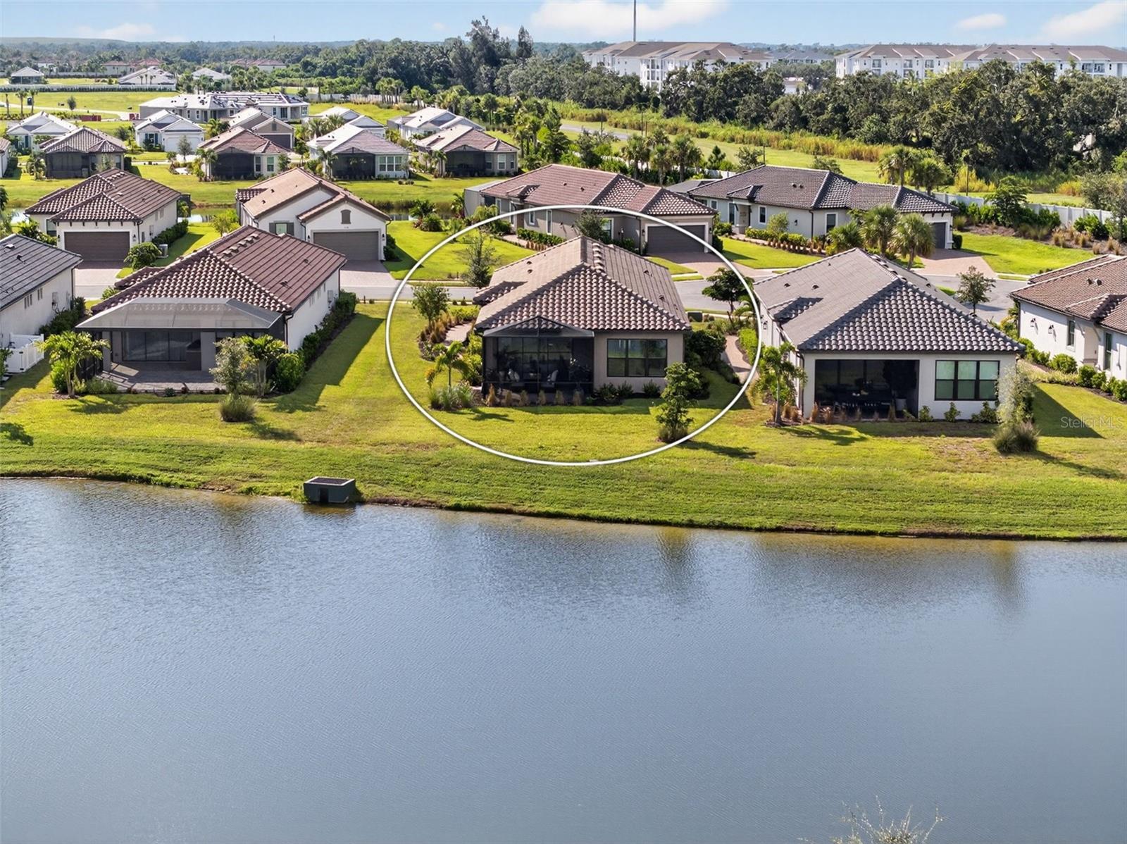 AZARIO ESPLANADE PH V - Residential