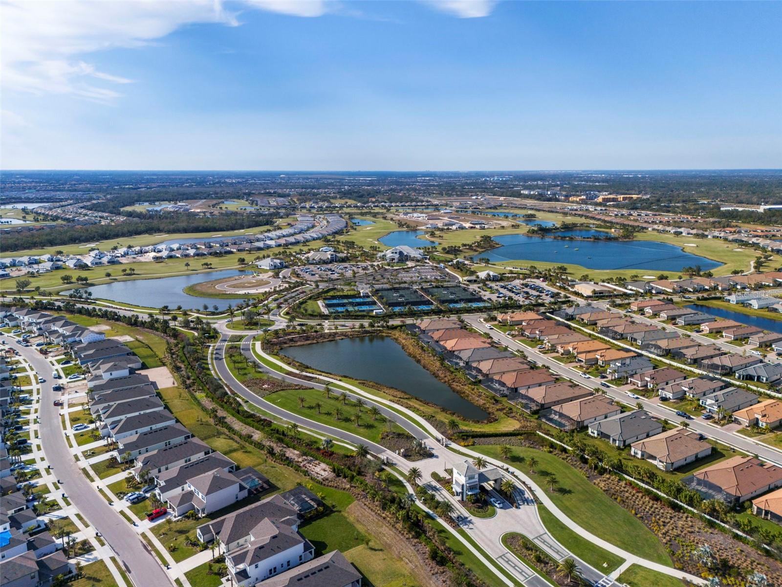 AZARIO ESPLANADE PH V - Residential