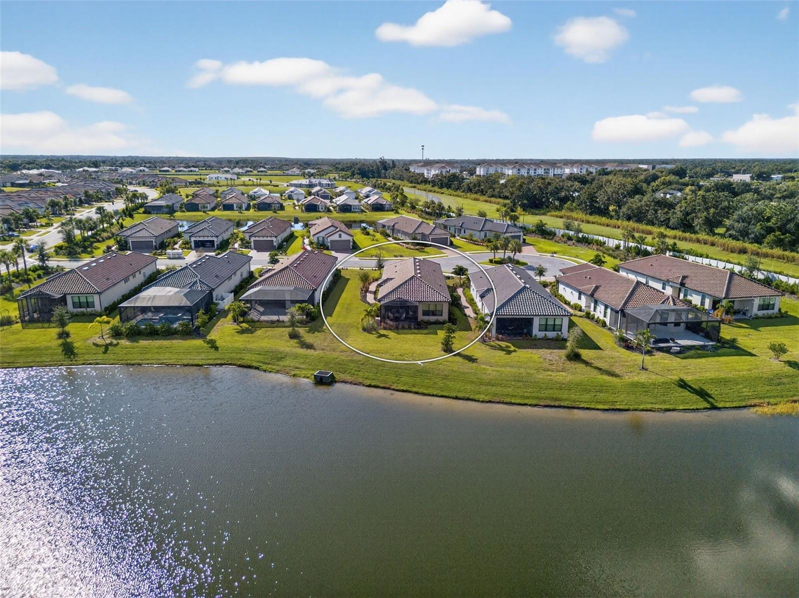 AZARIO ESPLANADE PH V - Residential