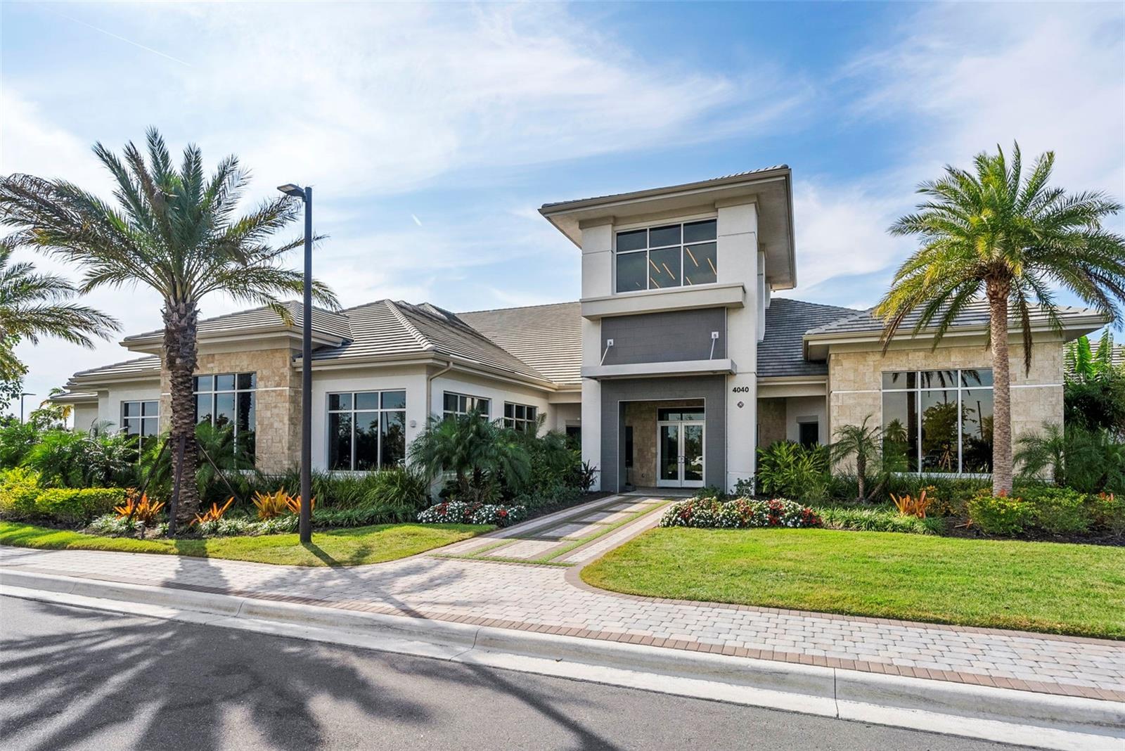 AZARIO ESPLANADE PH V - Residential