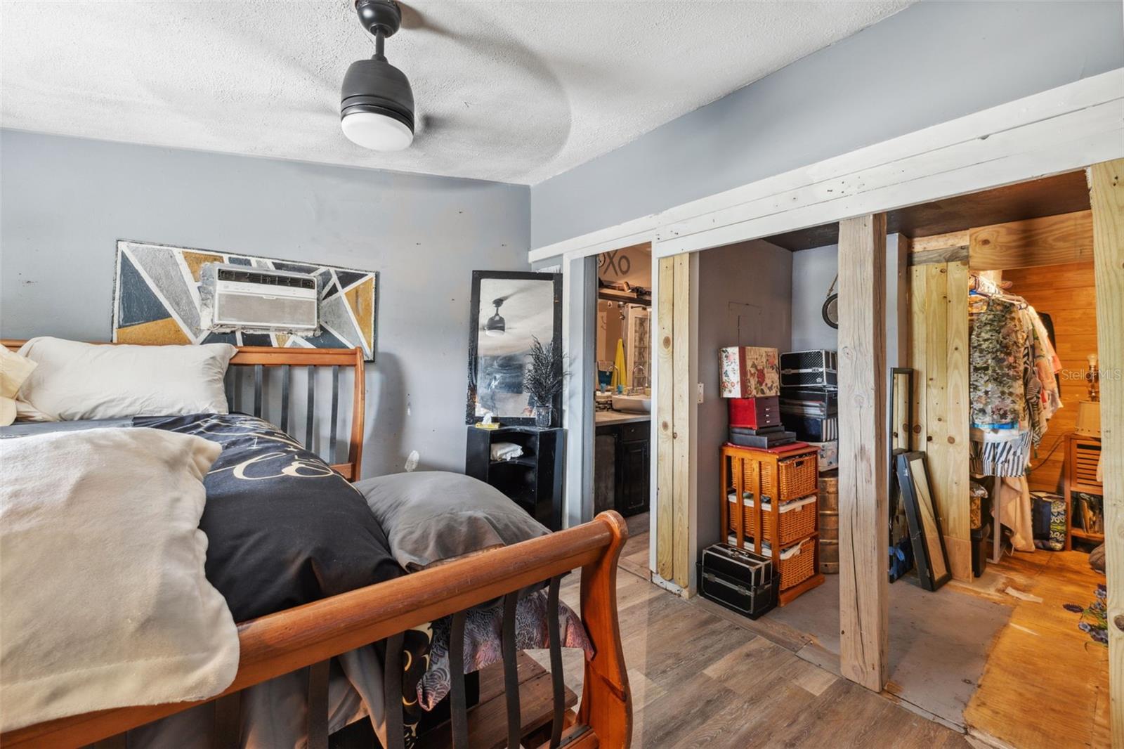 WEEKI WACHEE HILLS - Residential