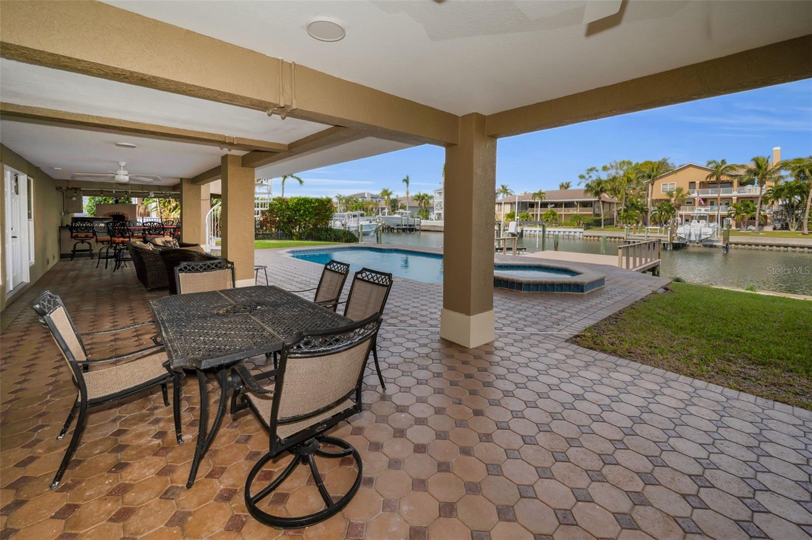 TIERRA VERDE UNIT 1 1ST REP - Residential